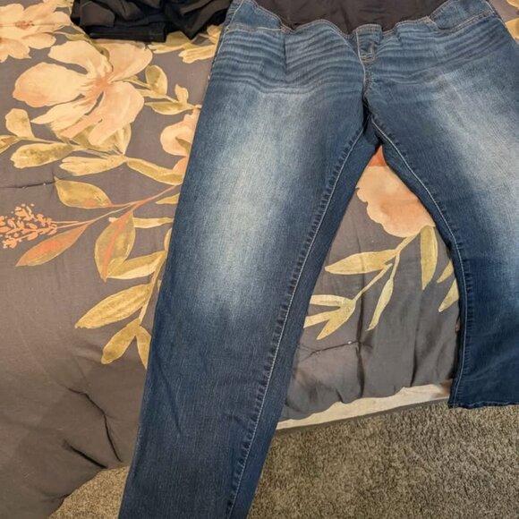 Lot of XL Maternity Leggings, Pants, Jeans - Picture 5 of 8